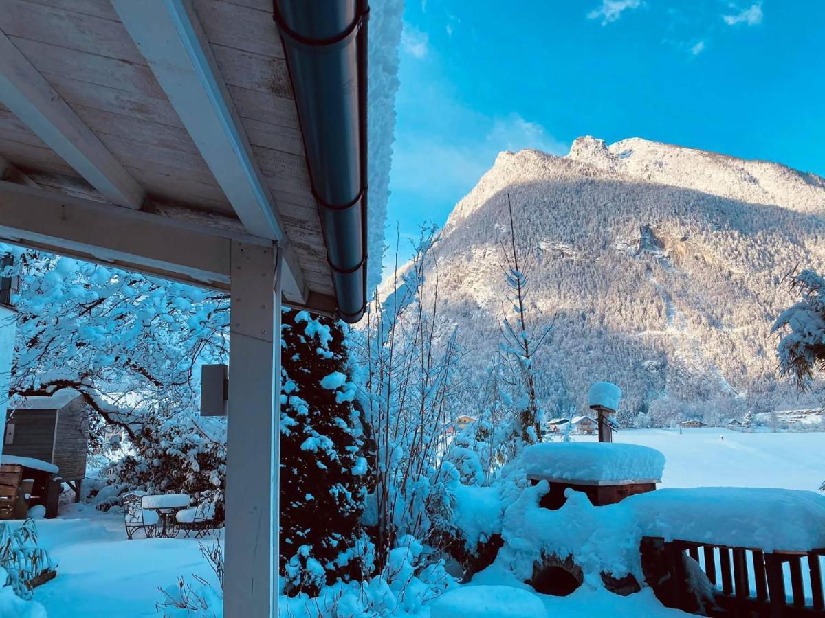 Forest Chalet, 15 Min To Salzburg Olt Town, And Most Beautiful Lakes, Secluded Location, 1,000 Sqm Garden, Mountainview, Panorama Sauna, Bath Whirlpool, Bbq&Bikes&Sunbeds For Free, Up To 10 P 哥林素萨尔察赫 外观 照片
